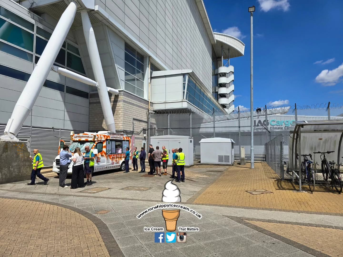 Mr Whippy ice cream van hire for corporate events during a heatwave